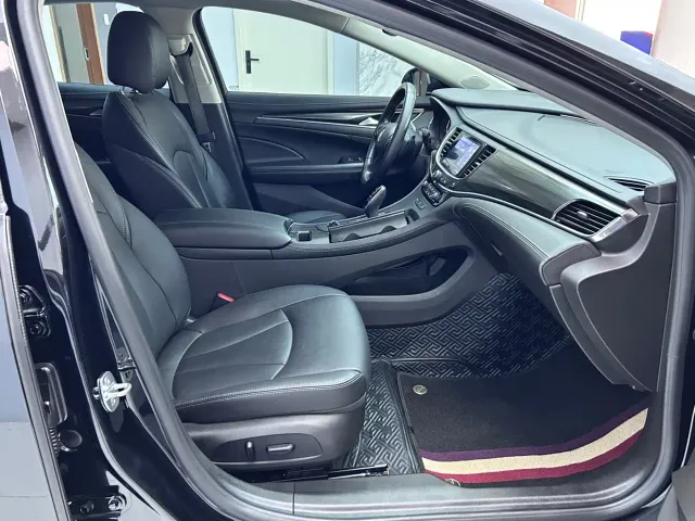 Buick LaCrosse — Фото автомобиля 10