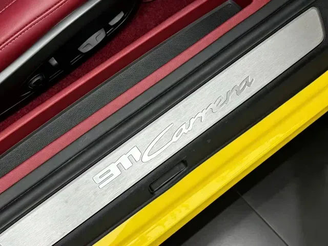 Porsche 911 — Фото автомобиля 6
