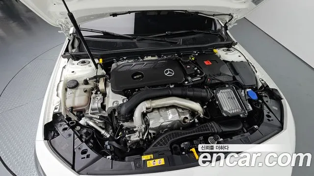 Mercedes-Benz A-Class W177 — Фото автомобиля 9