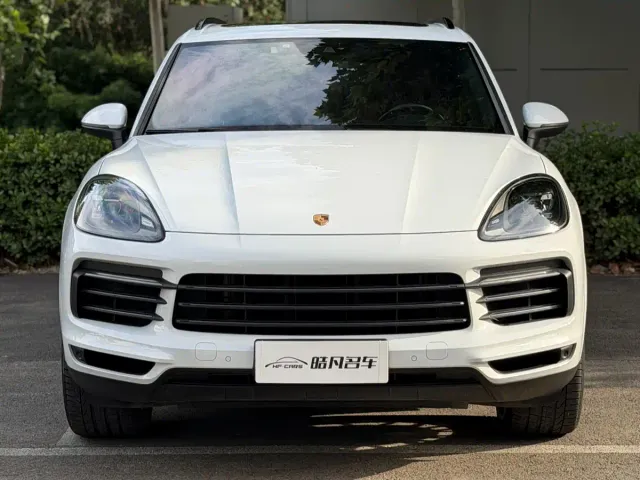Porsche Cayenne — Фото автомобиля 2