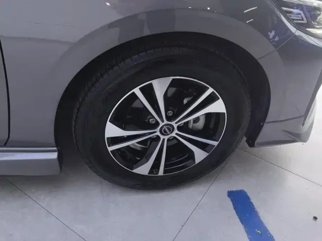 Nissan Sylphy — Фото автомобиля 6