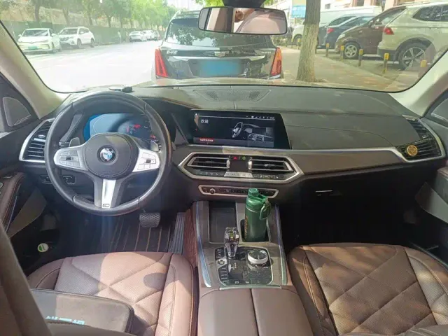BMW X5 — Фото автомобиля 12