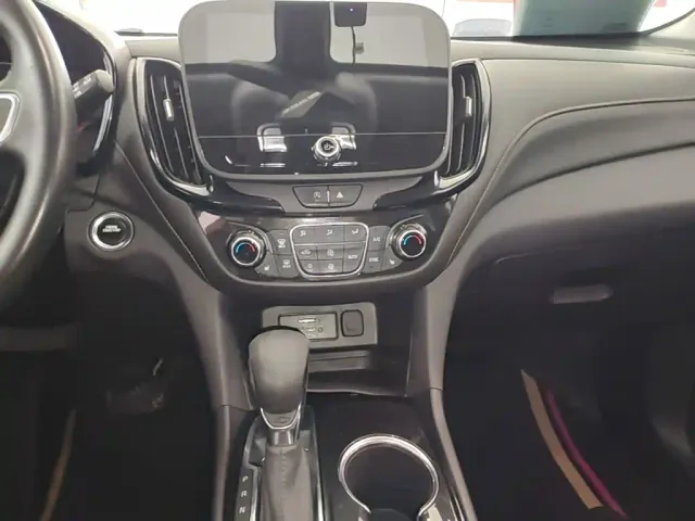 Chevrolet Equinox — Фото автомобиля 12