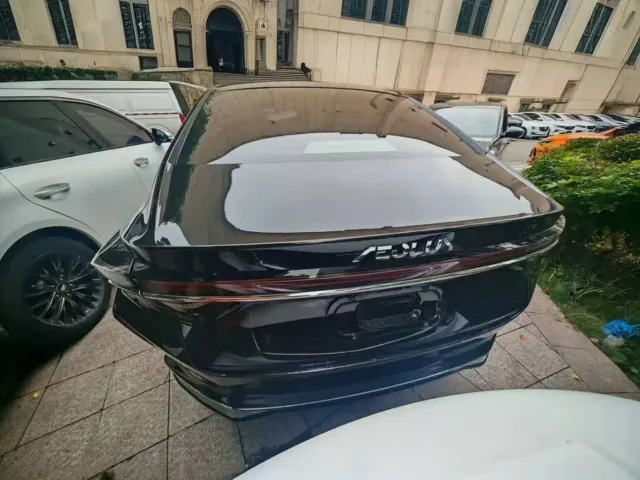 Dongfeng Yixuan MAX — Фото автомобиля 5