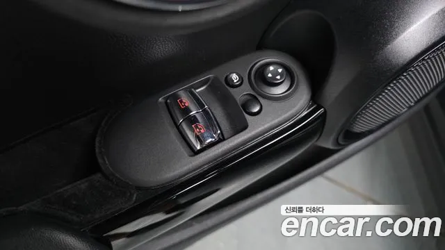 MINI Cooper Cooper Electric — Фото автомобиля 28