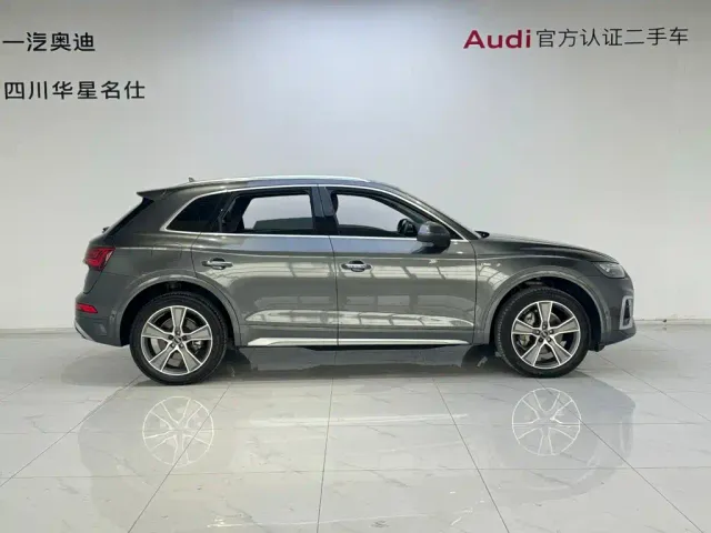 Audi Q5L — Фото автомобиля 3