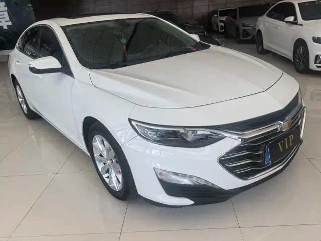 Chevrolet Malibu XL — Фото автомобиля 3