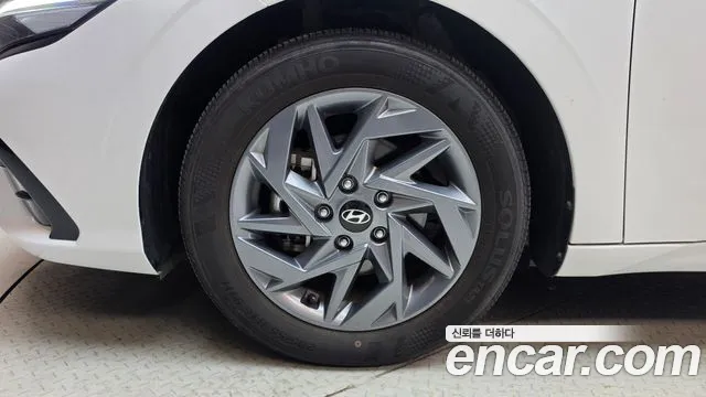Hyundai Avante CN7 — Фото автомобиля 5