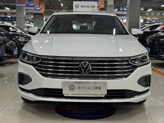 Volkswagen Lavida — Фото автомобиля 2