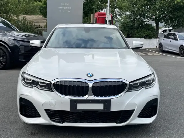 BMW BMW 3 Series 2022 320Li M Sport Package — Фото автомобиля 2