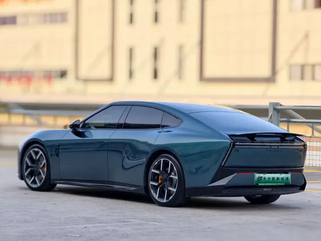 Xpeng P7 — Фото автомобиля 7