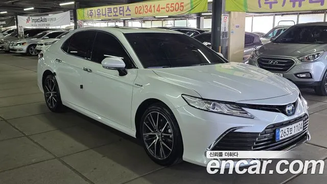 Toyota Camry XV70 — Фото автомобиля 3