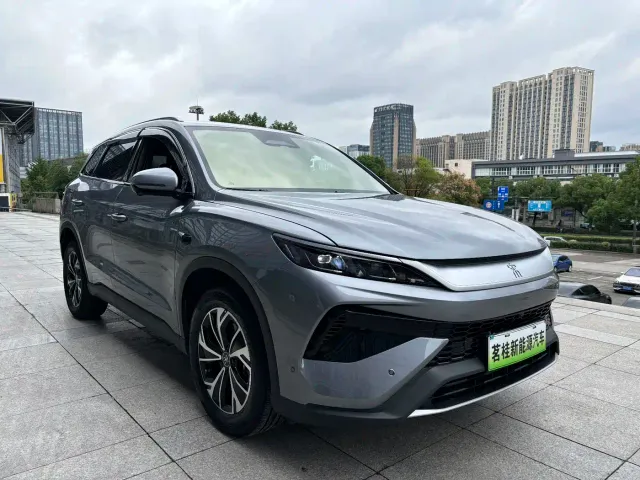 BYD Song Pro — Фото автомобиля 3