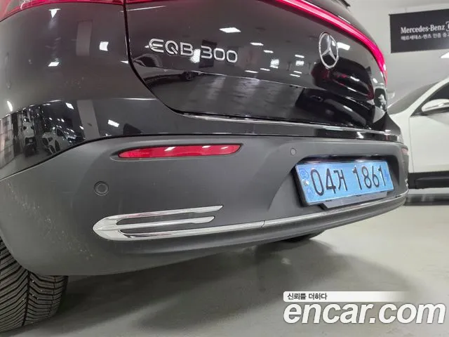 Mercedes-Benz EQB — Фото автомобиля 6