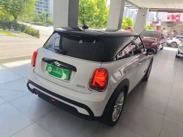 MINI Hatch — Фото автомобиля 6