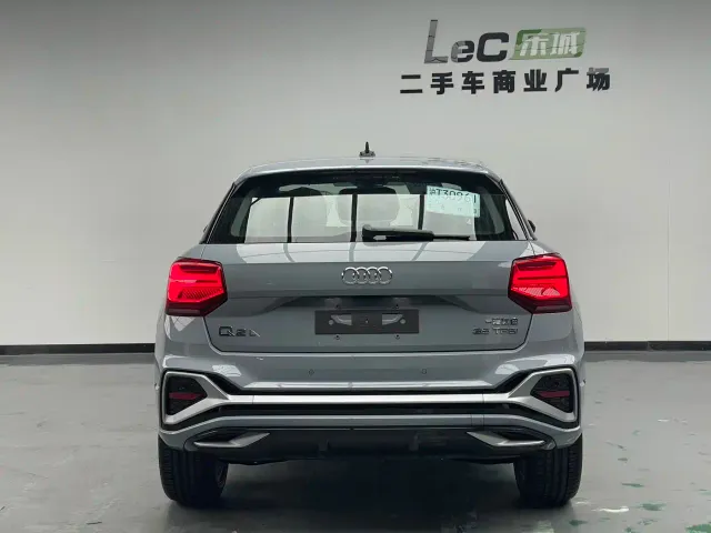 Audi Q2L — Фото автомобиля 5