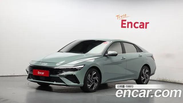 Фотография автомобиля — Hyundai Avante CN7