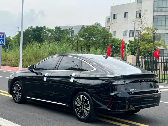 Chery Fulwin A8 — Фото автомобиля 7