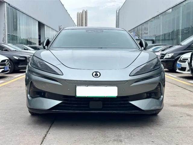 Denza Z9GT — Фото автомобиля 2