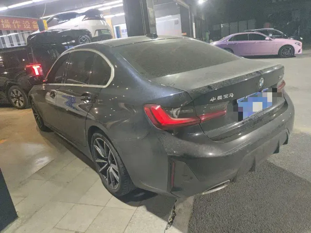 BMW 3 Series — Фото автомобиля 4