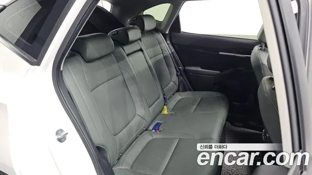 Kia Seltos Новый Seltos Бензин 2.0 2WD — Фото автомобиля 11