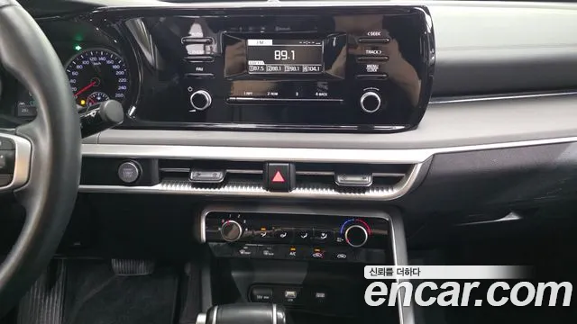 Kia K5 K5 3 поколение 2.0 LPI(Для проката) — Фото автомобиля 15
