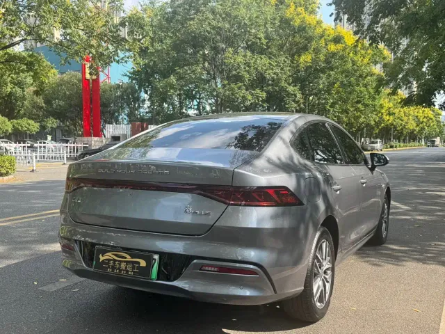 BYD Qin PLUS — Фото автомобиля 7