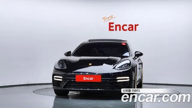Porsche Panamera — Фото автомобиля 3