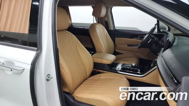 Kia Canival Carnival 4 поколение Дизель 9 мест Signature — Фото автомобиля 11