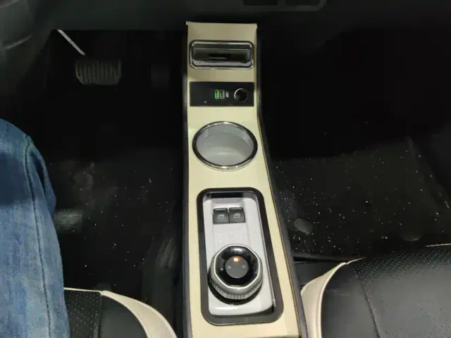 Geely Panda — Фото автомобиля 16