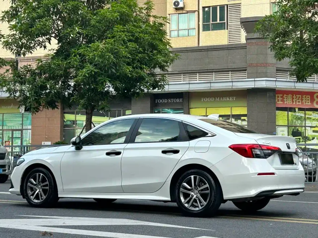 Honda Civic — Фото автомобиля 4