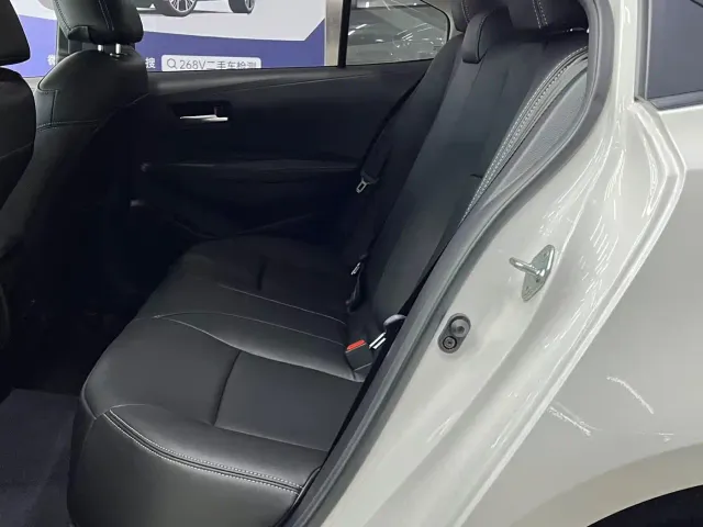 Toyota Corolla — Фото автомобиля 12