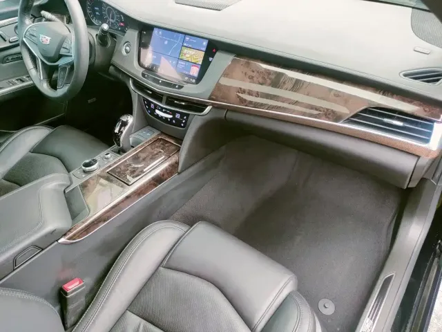 Cadillac CT6 — Фото автомобиля 30