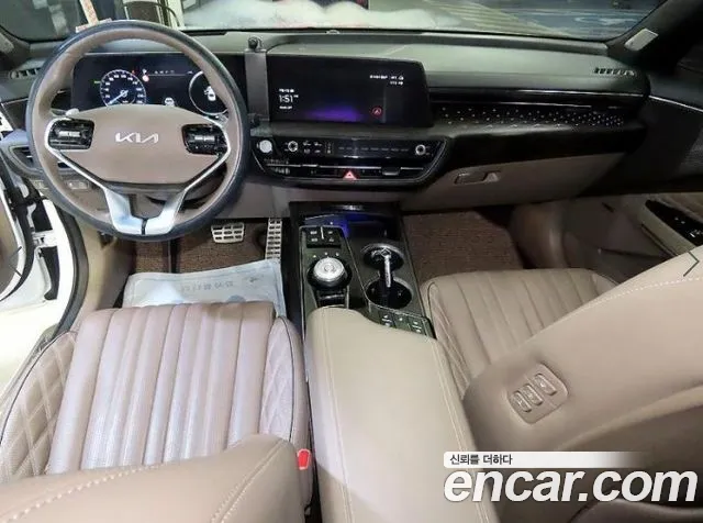 Kia K8 Hybrid — Фото автомобиля 5