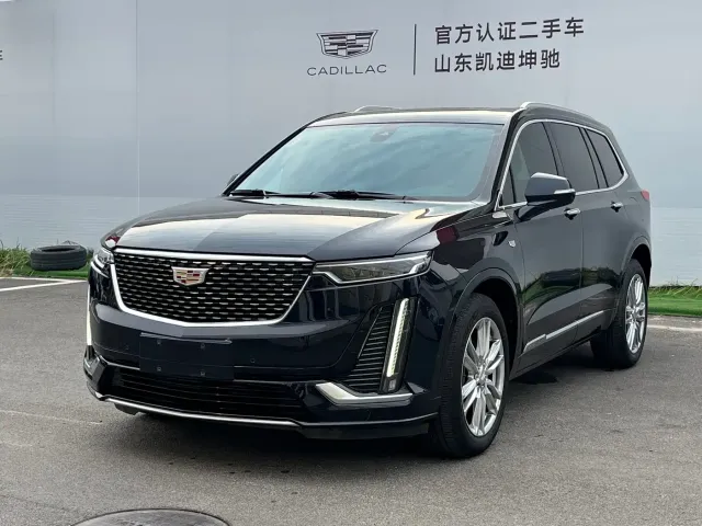 Фотография автомобиля — Cadillac XT6