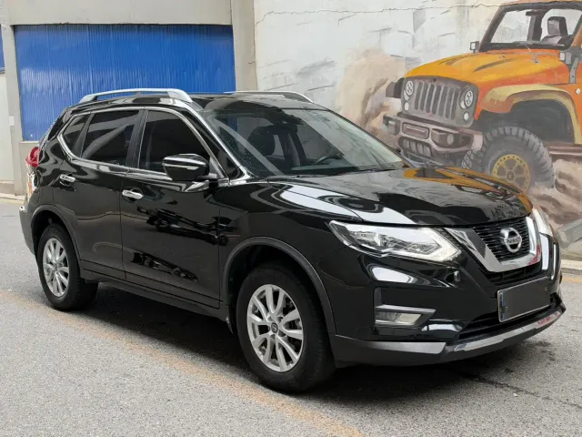 Nissan X-Trail — Фото автомобиля 3