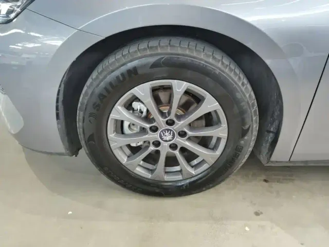BYD Qin L — Фото автомобиля 22