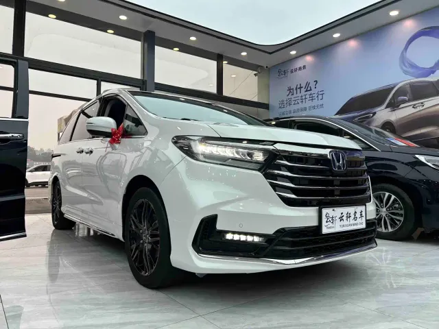 Honda Odyssey — Фото автомобиля 5