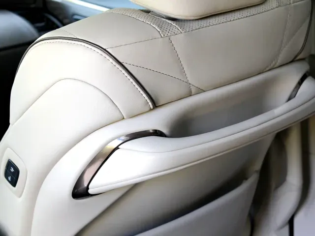Toyota Alphard — Фото автомобиля 19