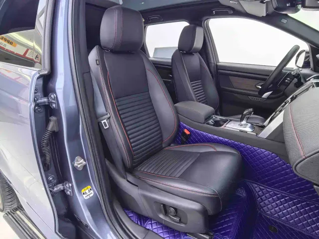 Land Rover Discovery Sport — Фото автомобиля 11