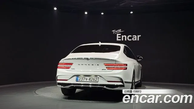 Genesis G80 RG3 — Фото автомобиля 4