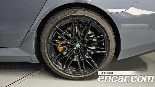 BMW M5 — Фото автомобиля 6