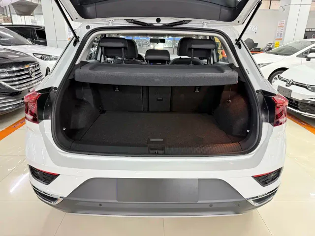 Volkswagen Volkswagen T-ROC 2022 280TSI DSG 2WD Comfort PLUS — Фото автомобиля 16