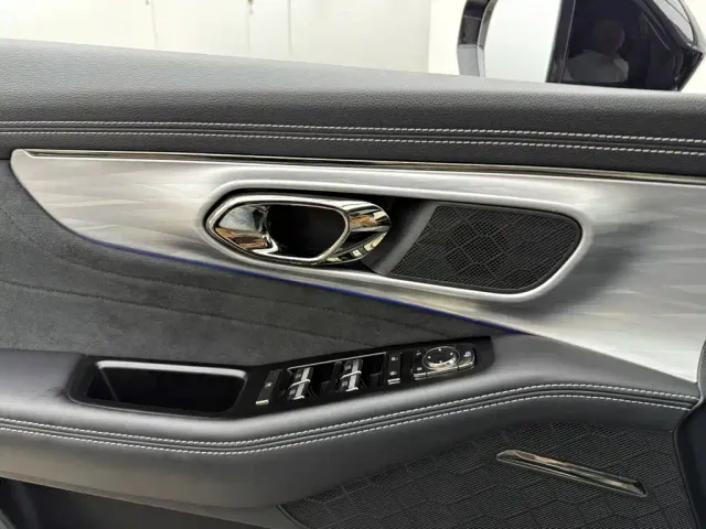 GAC Trumpchi GS8 — Фото автомобиля 15