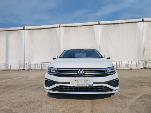 Volkswagen Bora — Фото автомобиля 2