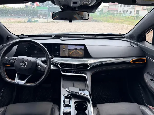 Changan UNI-T — Фото автомобиля 6