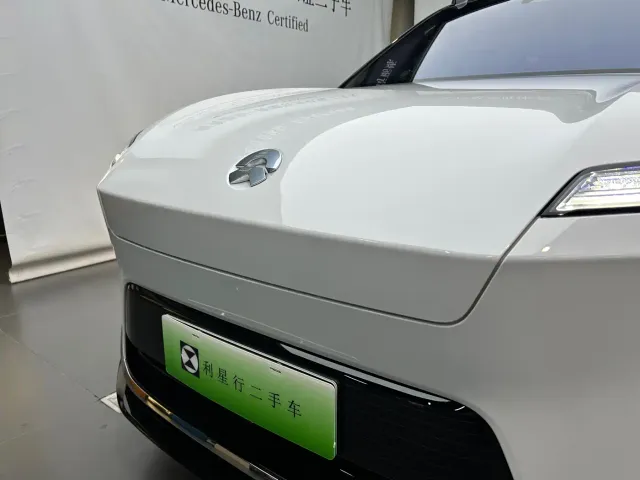 Nio ES8 — Фото автомобиля 19