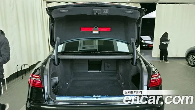 Audi A8 D5 — Фото автомобиля 20