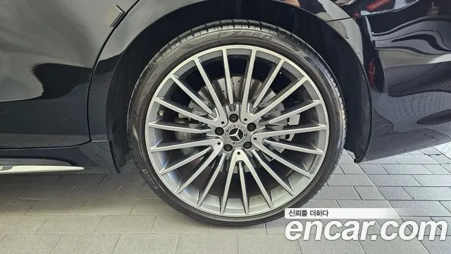 Mercedes-Benz S-Class — Фото автомобиля 21