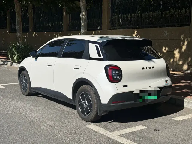 GAC Aion UT — Фото автомобиля 4